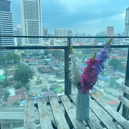 Mercu Summer Suite Klcc By Minshuku Kuala Lumpur Ngoại thất bức ảnh