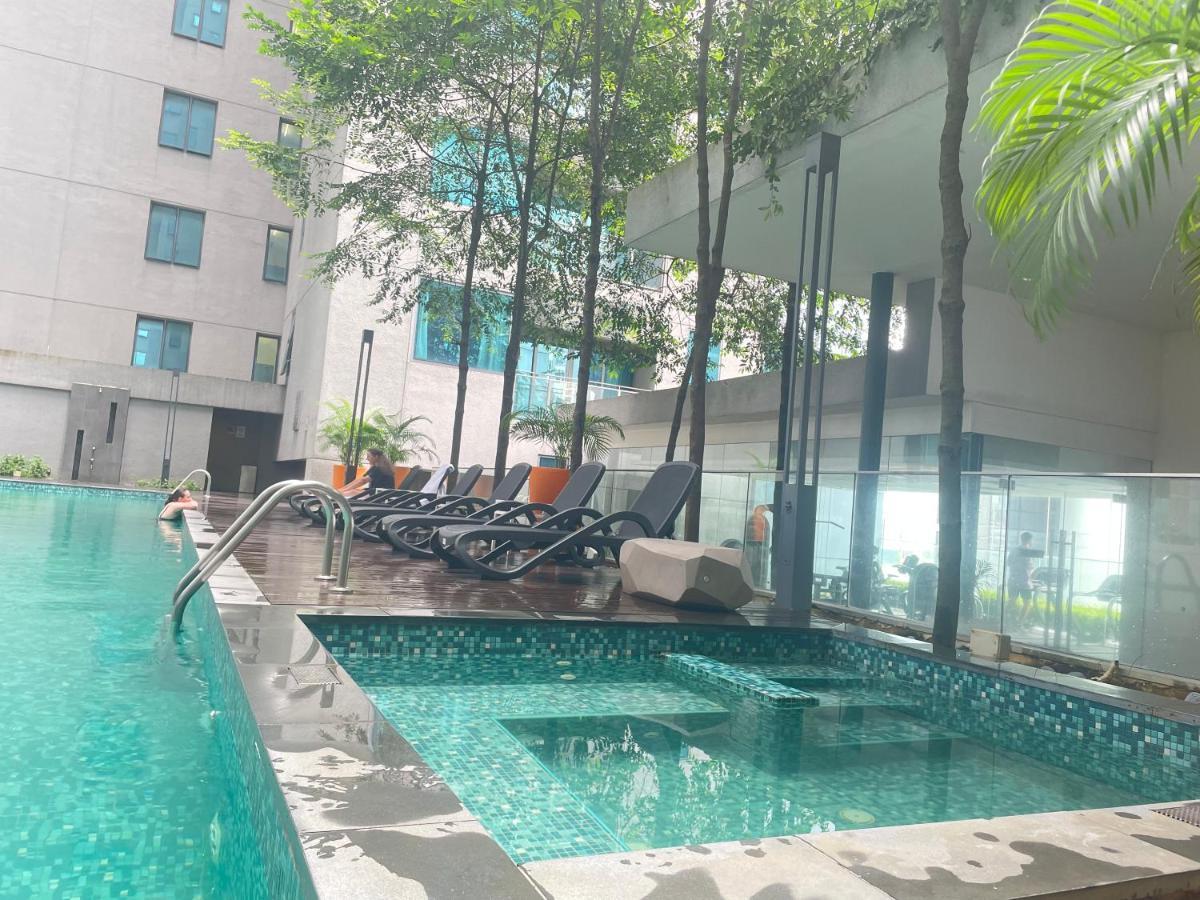 Mercu Summer Suite Klcc By Minshuku Kuala Lumpur Ngoại thất bức ảnh