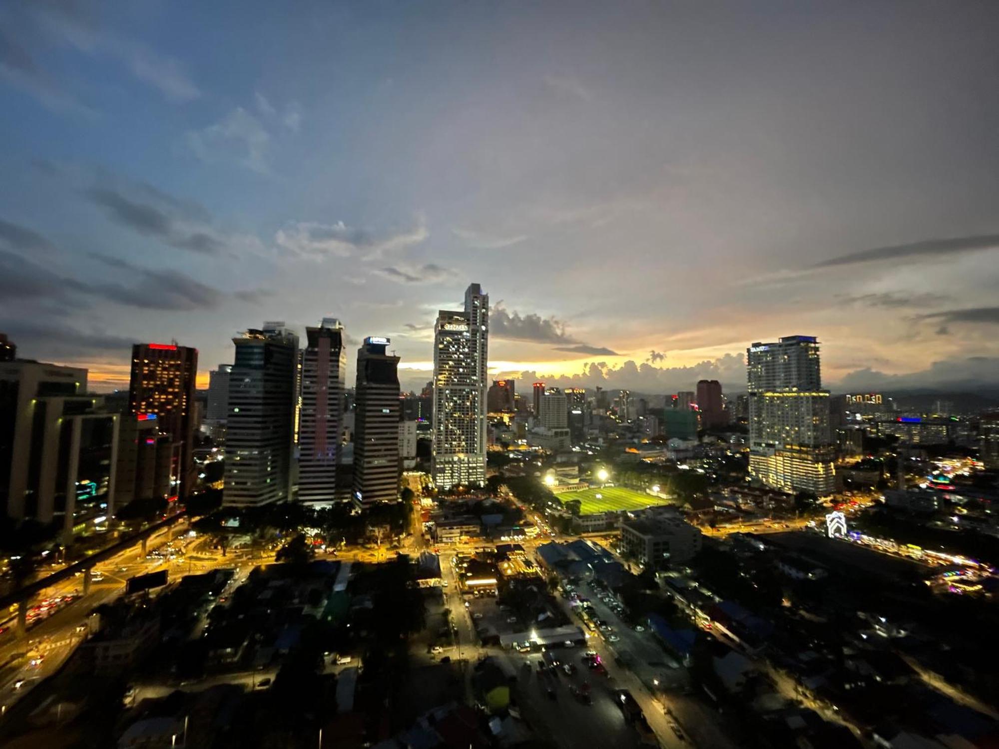 Mercu Summer Suite Klcc By Minshuku Kuala Lumpur Ngoại thất bức ảnh